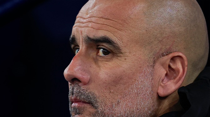 Verwarde man op straat spreekt wildvreemden aan en zegt dat hij 'trainer van Manchester City' is