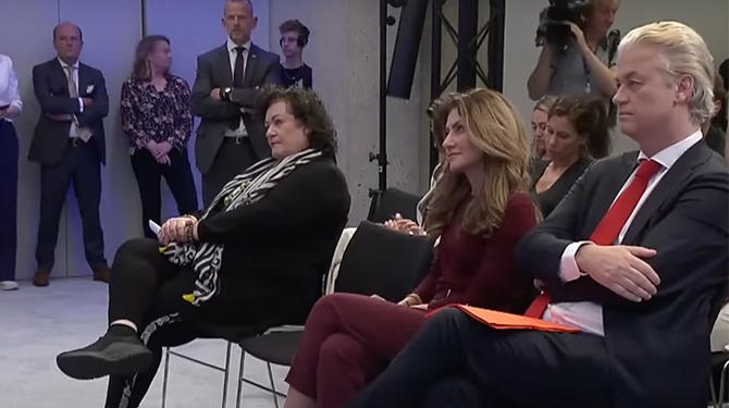 NSC spit regeerakkoord nog eens door om te kijken of ze verborgen racistische boodschap over het hoofd hebben gezien