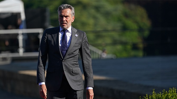 Schoof gaat toch maar naar klimaattop