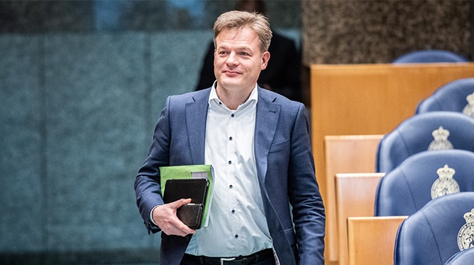 Uitgeruste Omtzigt keert vandaag terug in Den Haag en vraagt collega's of hij nog iets gemist heeft