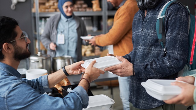 Zijn alle Marokkanen weldoeners of slechts het groepje dat vrijwilligerswerk doet?
