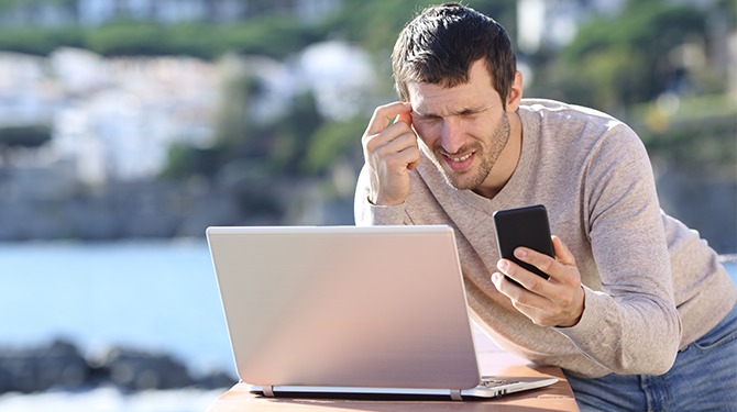 Man die op vakantie nul vragen van collega’s krijgt komt tot realisatie dat hij compleet vervangbaar is