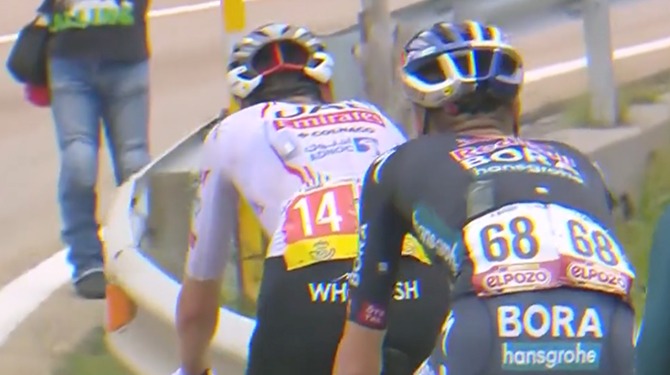 Sivakov en Vlasov worden na Vuelta chirurgisch van elkaar gescheiden
