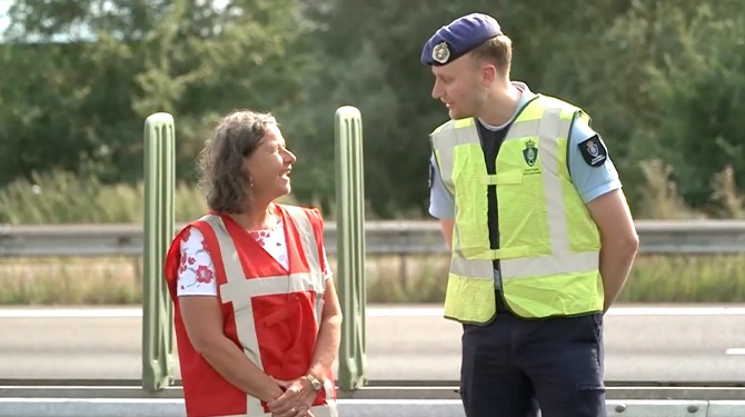 Faber heeft bij grenscontrole haar vermoedens bevestigd zien worden: ‘Er komen mensen ons land in’