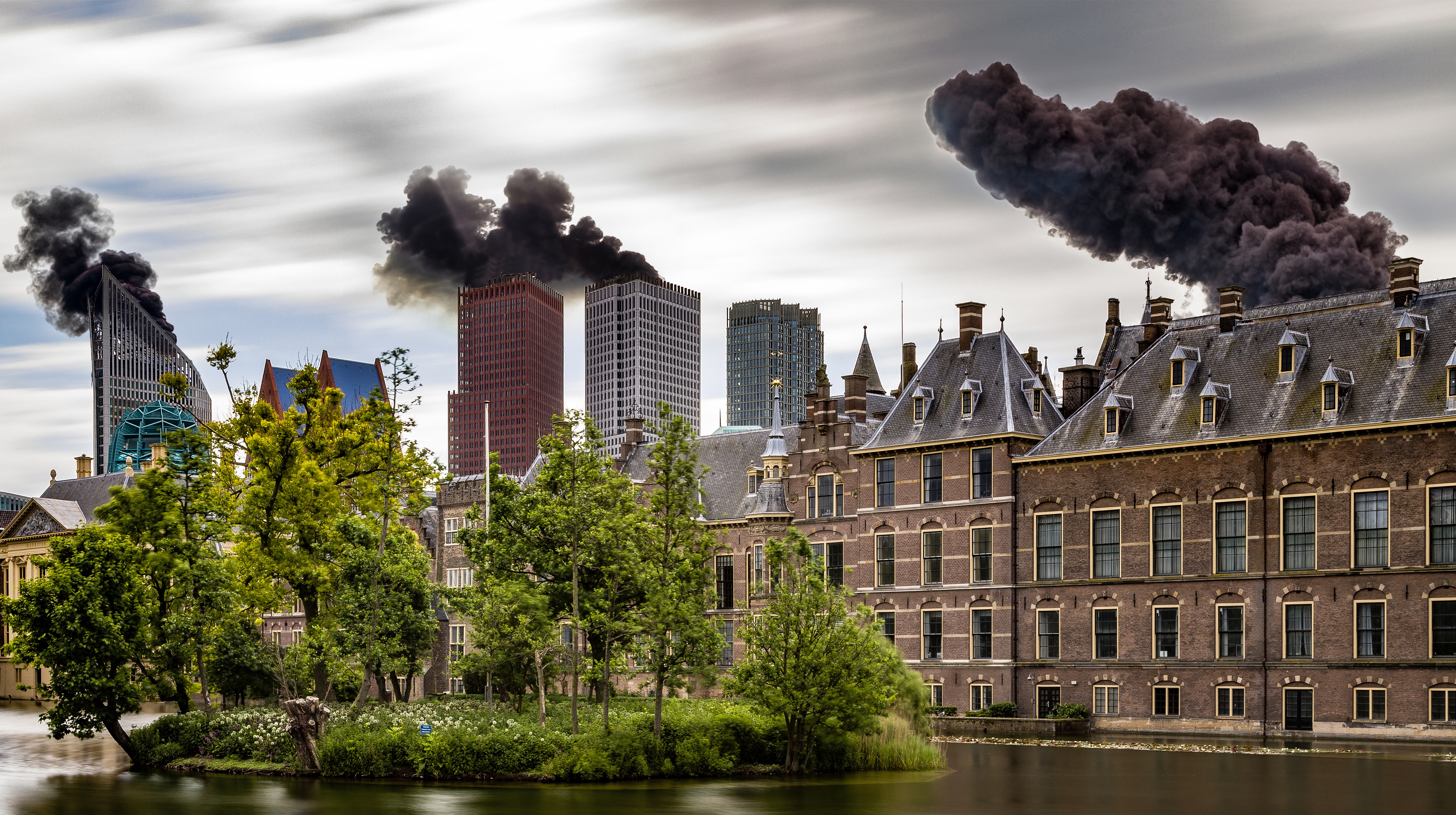 Israël bombardeert Den Haag, kabinet overweegt nog geen sancties