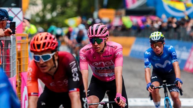 Pogačar verlaat Giro: ‘Komen alleen nog maar sprintetappes’