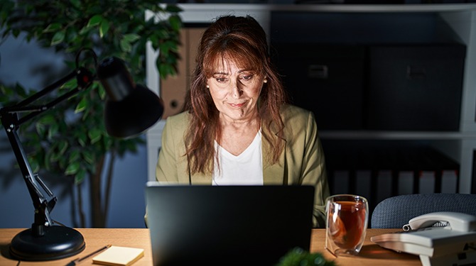 Gedeprimeerde complotdenker gaat vaker fake good news lezen