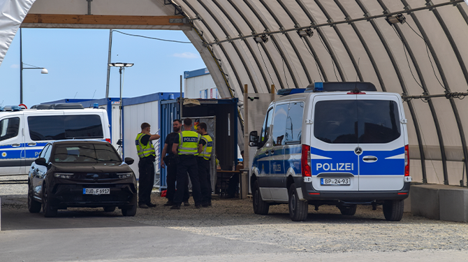 Duitsland houdt grenscontroles vol tot alle asielzoekers verongelukt zijn