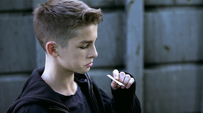 Vwo’er Gijs had met meer blowen ook echt wel havo kunnen doen