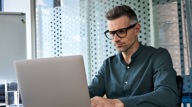 Opdrachtgever wilde je inhuren, totdat hij je inspirerende update op Linkedin las