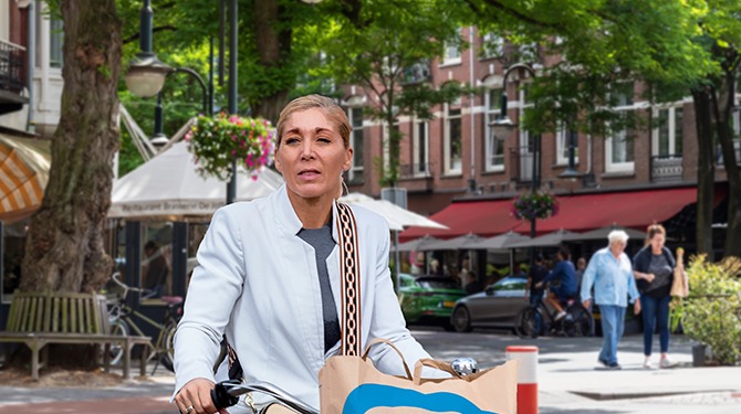 Annechien vindt haar buurt juist heel divers: ‘Naast mij woont een advocaat, daarnaast een chirurg en de buurman daarnaast zit in private equity’