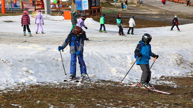 Skiërs: klimaatverandering is de schuld van snowboarders
