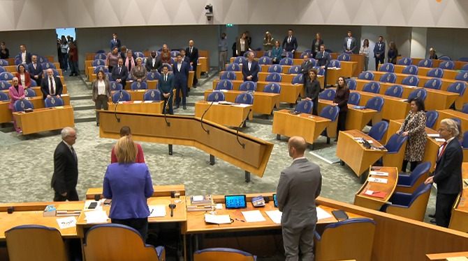 Politieke partijen in Den Haag willen experimenteren met open regeringsvormen