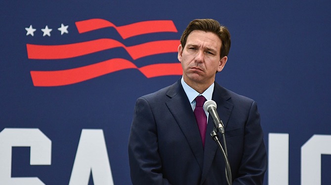 DeSantis spreekt steun uit aan Trump, Trump daalt direct in peilingen