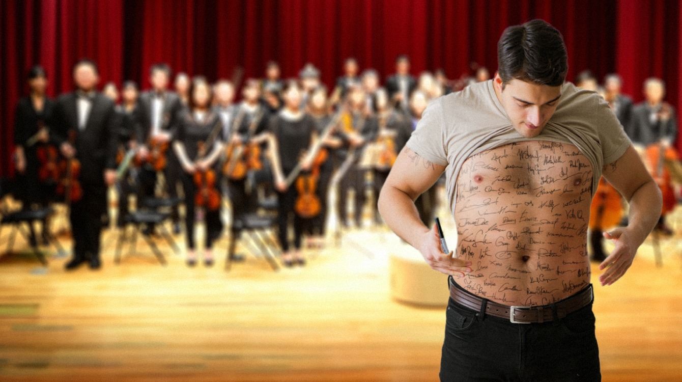 Orkest-groupie heeft 90 handtekeningen op z’n buik staan