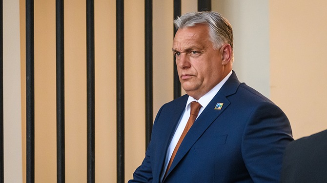 Orbán wil dat EU 'pas op de plaats' maakt met oorlog Oekraïne
