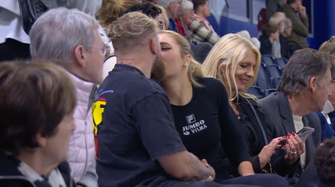 Spektakel in Thialf moeilijk te volgen door irritante schaatsgeluiden