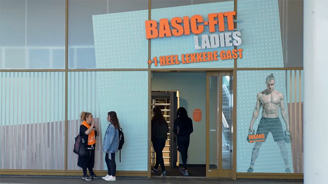 Basic-Fit lanceert nieuw concept: Ladies only + 1 heel lekkere gast