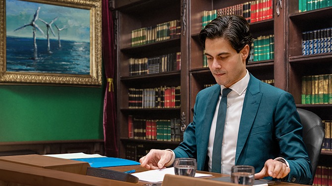 Jetten krabbelt ook snel even ‘bestaanszekerheid’ in verkiezingsprogramma D66
