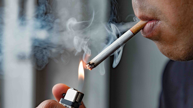 Sigaretten weer duurder, wordt longkanker straks vooral iets voor de elite?