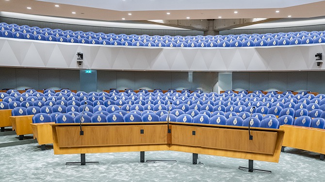 Plan om Tweede Kamer uit te breiden naar 17 miljoen zetels moet voor betere afspiegeling maatschappij zorgen