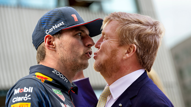 Koning Willem-Alexander kust Verstappen vol op de mond na GP-winst