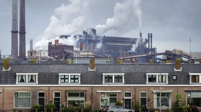 Tata Steel verrast door claim omwonenden: 'Wisten niet dat die mensen nog leefden'
