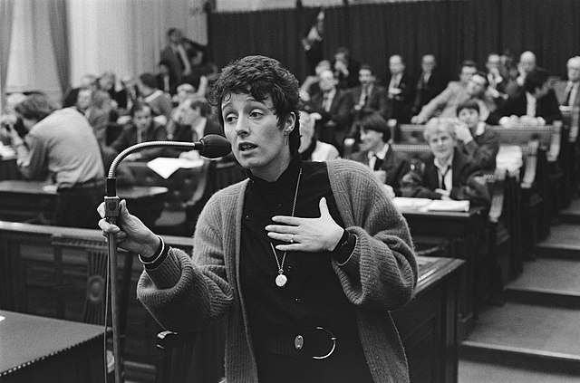 Ina Brouwer (73) wil terug de politiek in: 'Hoog tijd voor andere generatie'