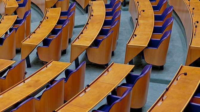 Tweede Kamer stopt