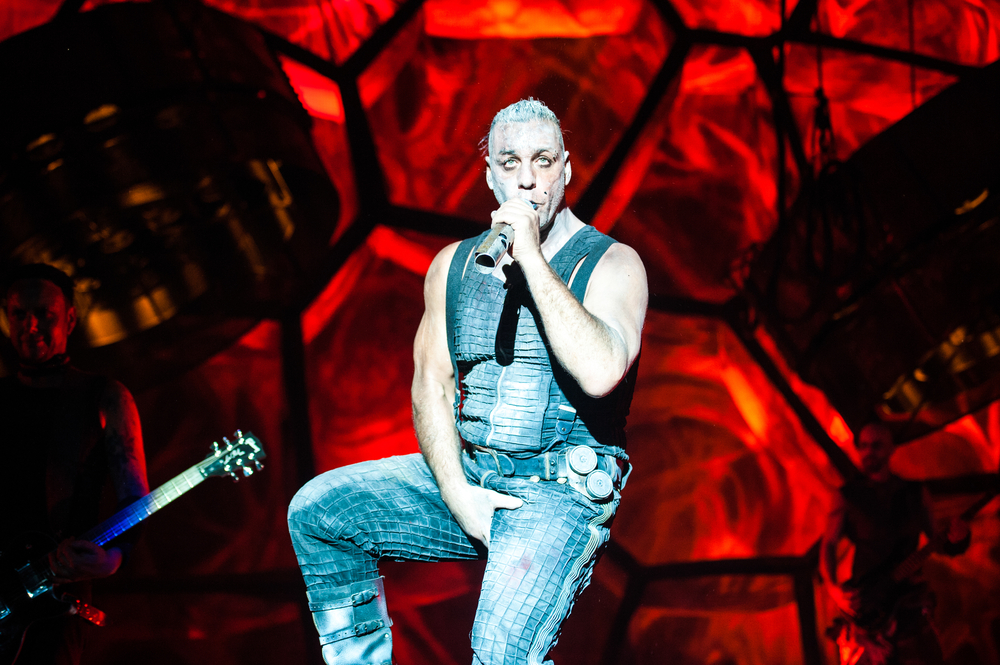 Rammstein vraagt katholieke kerk om tips