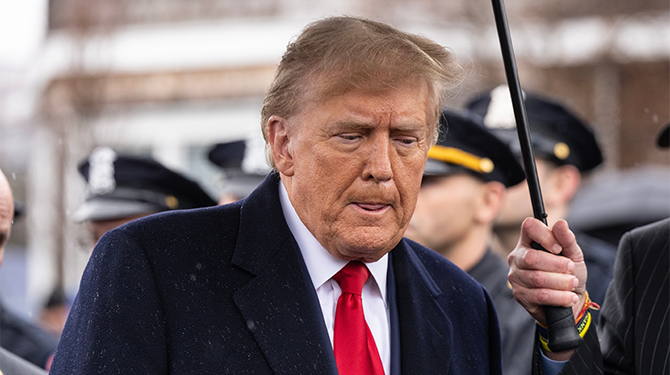 Trump denkt dat oorlog snel voorbij kan zijn: 'Veel pijn op mijn borst laatste tijd'