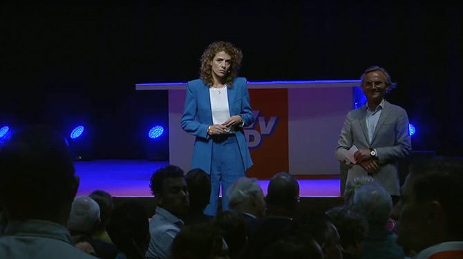 VVD is langzaam Sophie Hermans-moe: 'wordt het niet eens tijd voor een nieuw gezicht?'