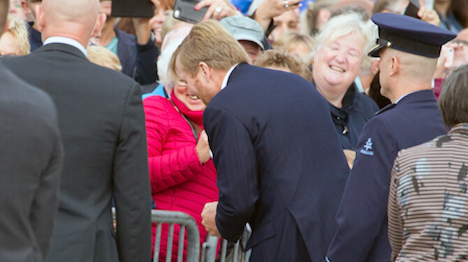 Dit zijn alle gespreksonderwerpen die Willem-Alexander morgen kan gebruiken bij Rotterdammers