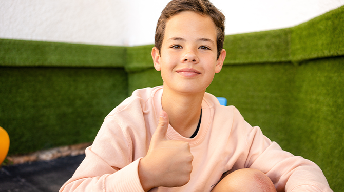 Kind gepokt en gemazeld dankzij anti-vaxxers als ouders