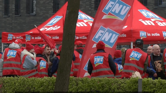 Ahold bereid om loonsverhoging personeel door te berekenen aan consument