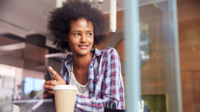 Julia (23) heeft geen zin om tijdens date weer het tweede wiel te zijn