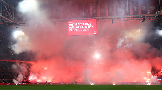 F-side zweert vuurwerk voor altijd af na meedogenloze schorsing van 1 wedstrijd
