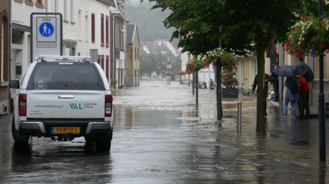 Klimaat begrijpt nieuwe politieke realiteit en stelt opwarming aarde een paar jaar uit