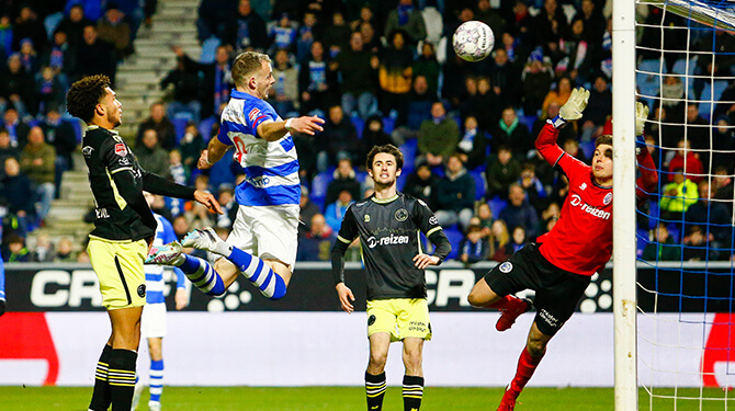 Stadionspeaker PEC Zwolle eindelijk thuis na omroepen doelpuntenmakers