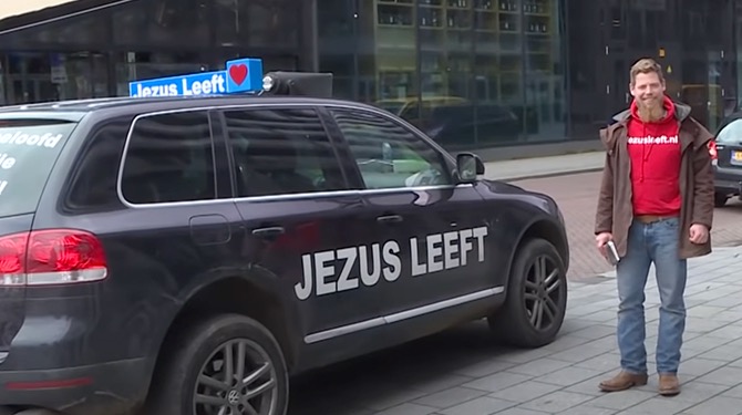 Jezus Leeft vindt deze waterschapsverkiezingen dat iedereen over water moet kunnen lopen