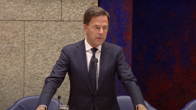 Kabinet geeft reactie op parlementaire enquête Groningen: 'Wij treden 2 maanden voor Tweede Kamerverkiezingen af'