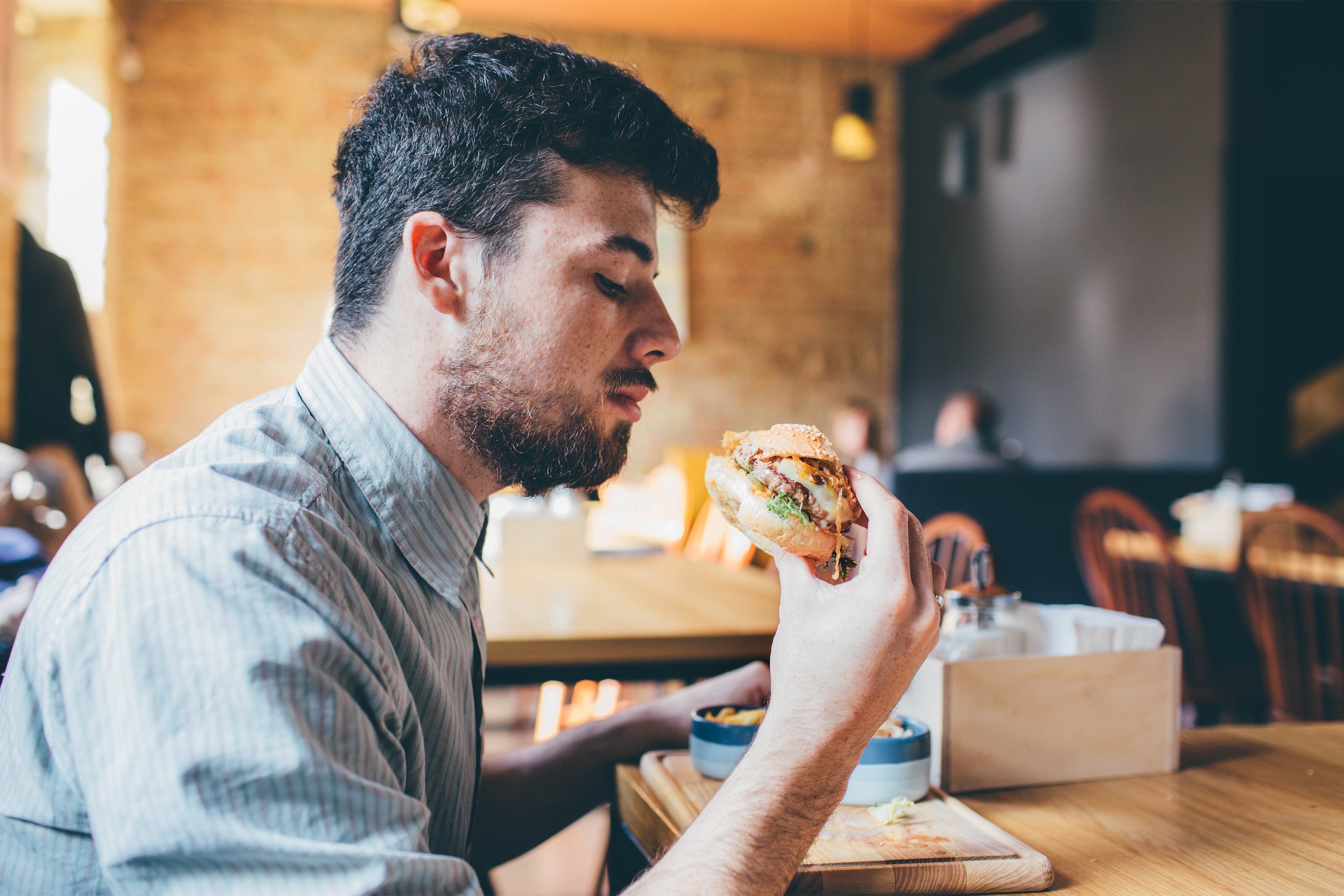 Man wil ‘best’ minderen of stoppen met vlees eten maar ‘kan dit pas vanaf 2030 realiseren’