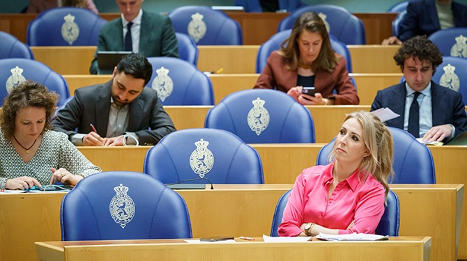 Politici komen niet toe aan verbod op TikTok omdat ze daar de aandachtsspanne niet voor hebben
