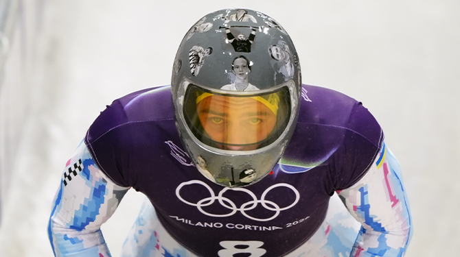 IOC nodigt Rus met neutrale vlag uit om Oekraïner met politieke helm te vervangen