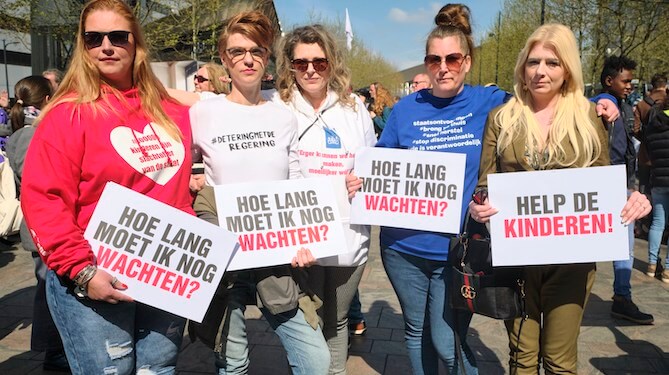 Kabinet: toeslagenouders gecompenseerd voordat Nederland onder water staat