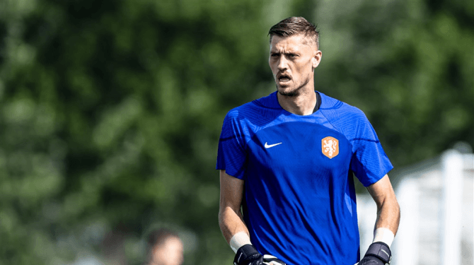 Noppert ontsteekt in woede na matige wedstrijd Oranje: ‘Zeg sorry meneer Noppert’
