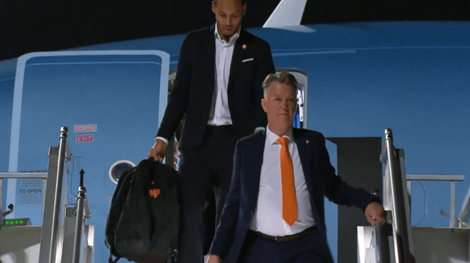 Van Gaal zag piloot die ‘keurig deed wat de bondscoach van hem vroeg’