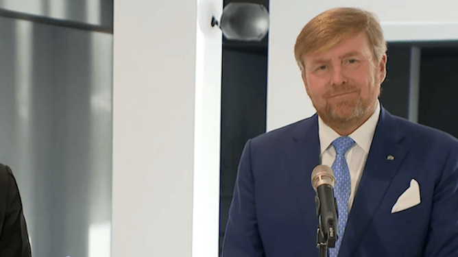 Koning Willem-Alexander wil nog niet zeggen of hij meedoet in nieuwe Jumbo-reclame