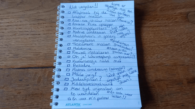 Niet vergeten: oud papier wegbrengen, band oppompen, bestanden backuppen