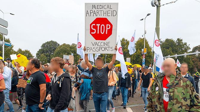 Man die streed tegen 'mondkapjesdictatuur' vindt dat Oekraïners Russische bezetting gewoon moeten accepteren